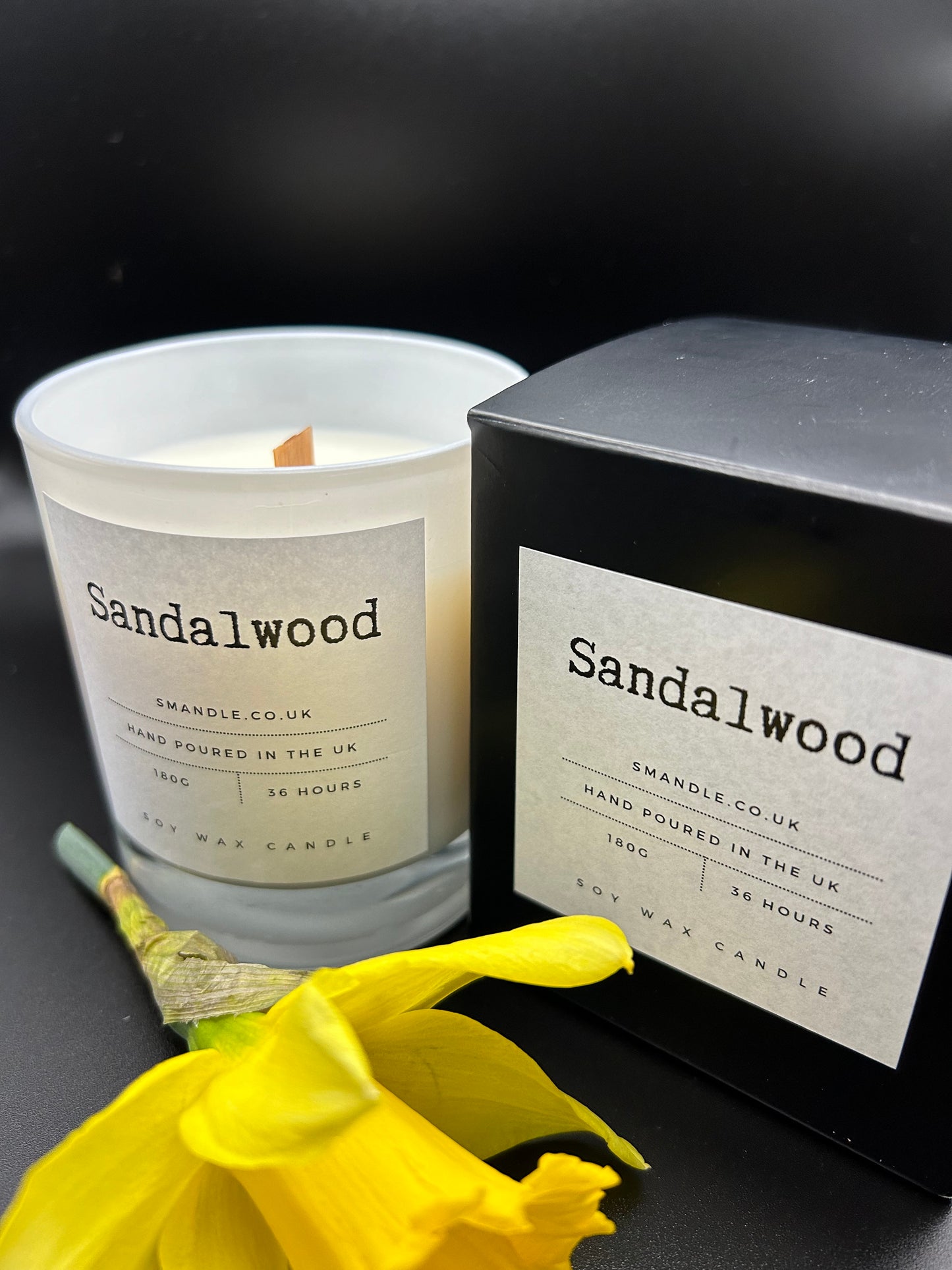 Sandalwood Lux Collection 180g White Gloss (internally) Glass