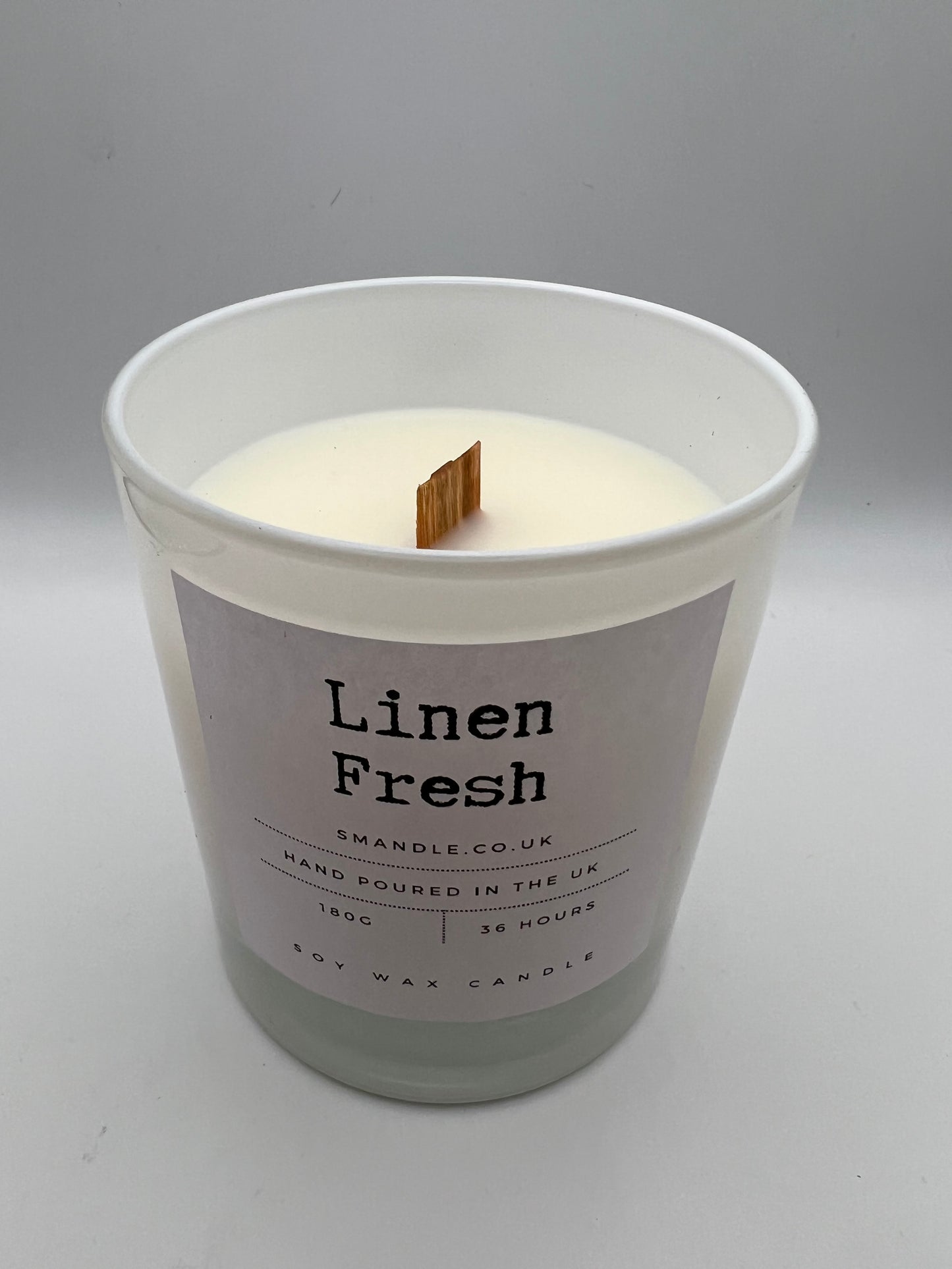 Linen Fresh Lux Collection 180g White Gloss (internally) Glass